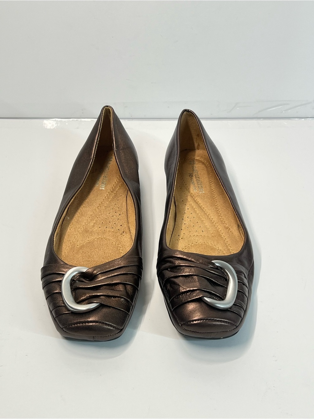 NATURALIZER Bronze Brown Leather Buckle Ballet Flats Women’s 7.5M